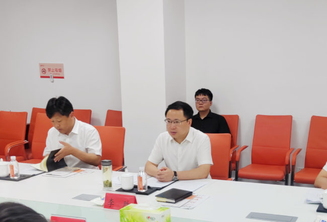 新沂市委书记、市长李胜光临k8凯发铝材（江苏二厂）调研领导